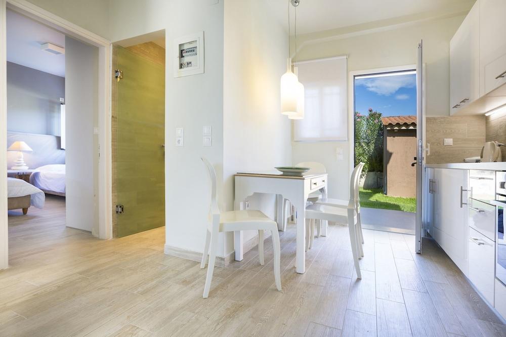 Olive Grove Studios & Apartments Svoronata Esterno foto