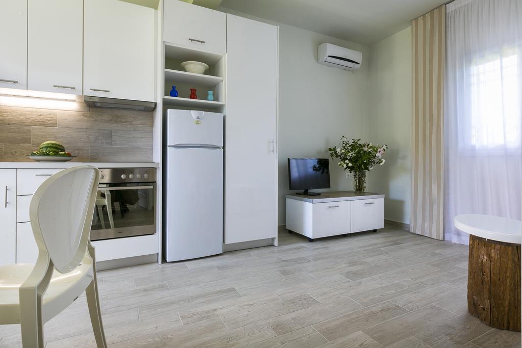 Olive Grove Studios & Apartments Svoronata Esterno foto