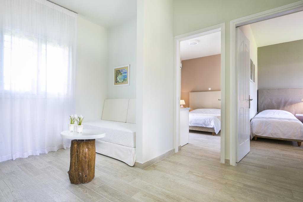 Olive Grove Studios & Apartments Svoronata Esterno foto