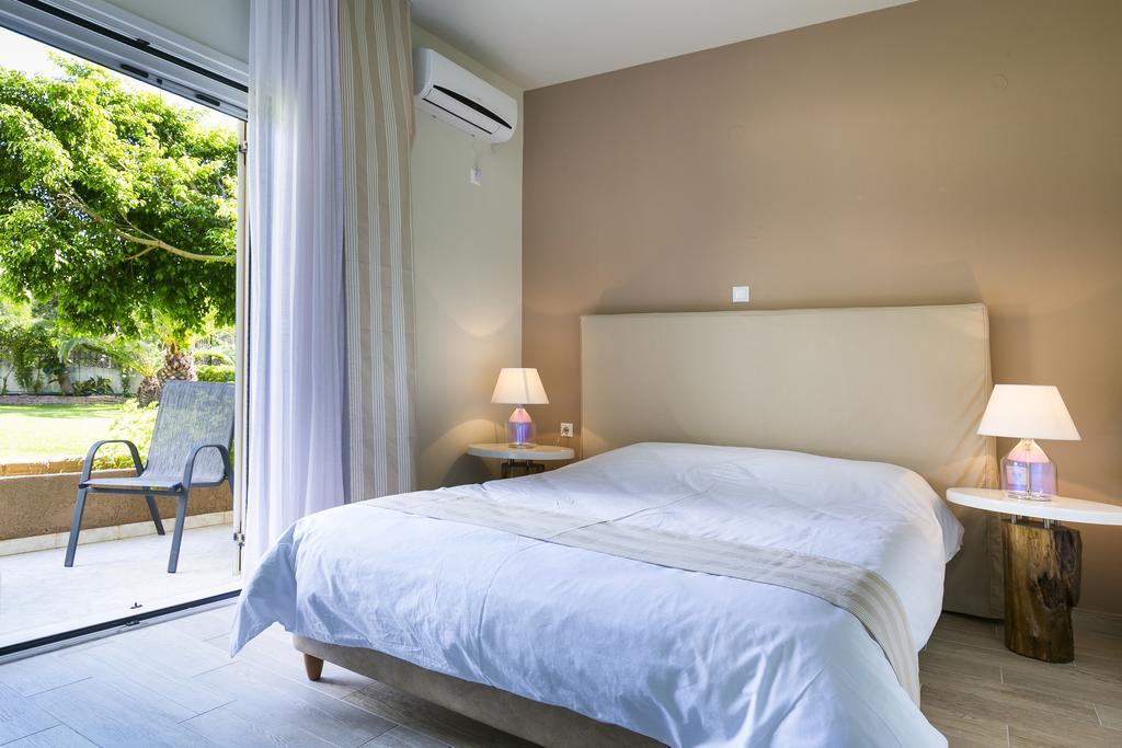Olive Grove Studios & Apartments Svoronata Esterno foto