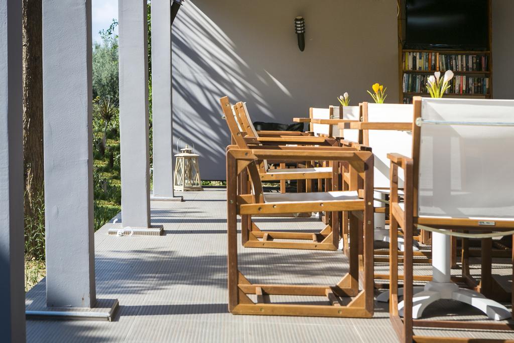 Olive Grove Studios & Apartments Svoronata Esterno foto