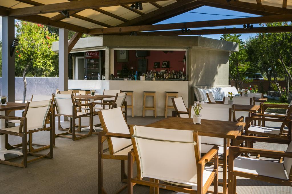Olive Grove Studios & Apartments Svoronata Esterno foto