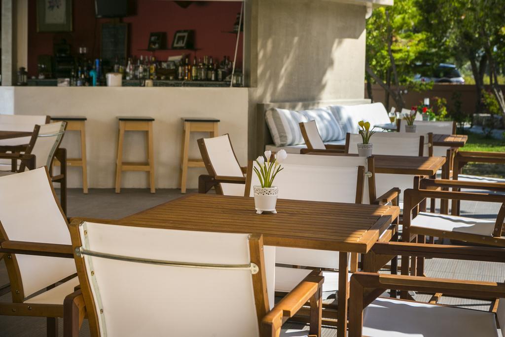 Olive Grove Studios & Apartments Svoronata Esterno foto