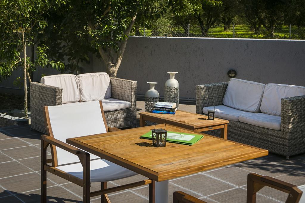 Olive Grove Studios & Apartments Svoronata Esterno foto