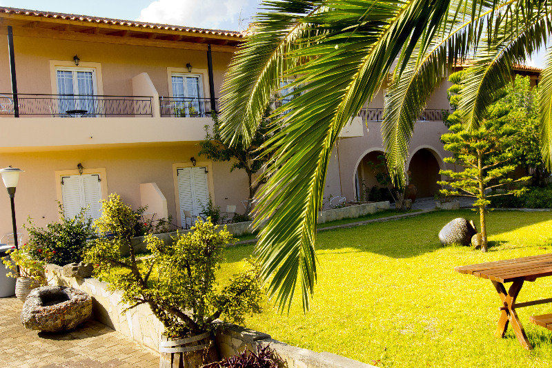 Olive Grove Studios & Apartments Svoronata Esterno foto