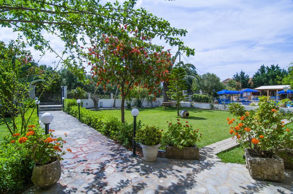 Olive Grove Studios & Apartments Svoronata Esterno foto