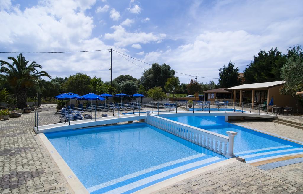 Olive Grove Studios & Apartments Svoronata Esterno foto