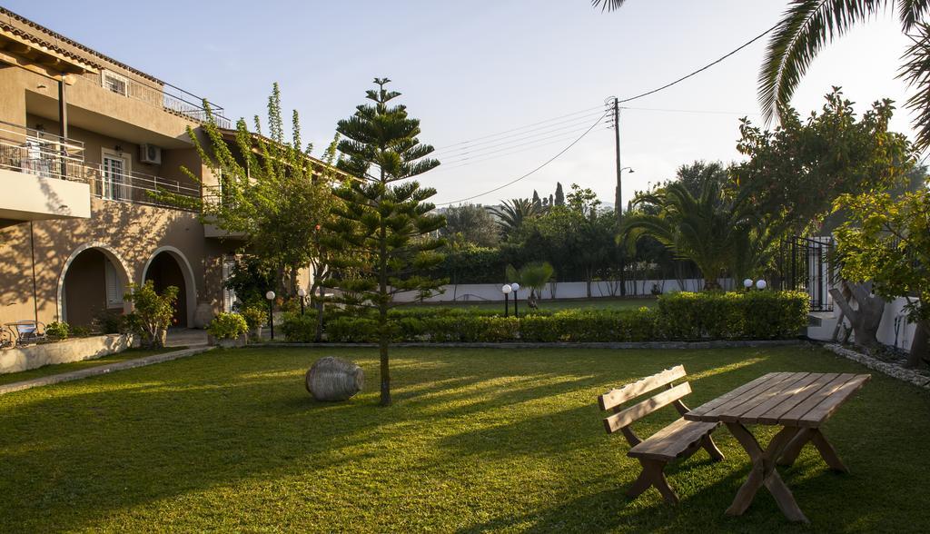 Olive Grove Studios & Apartments Svoronata Esterno foto